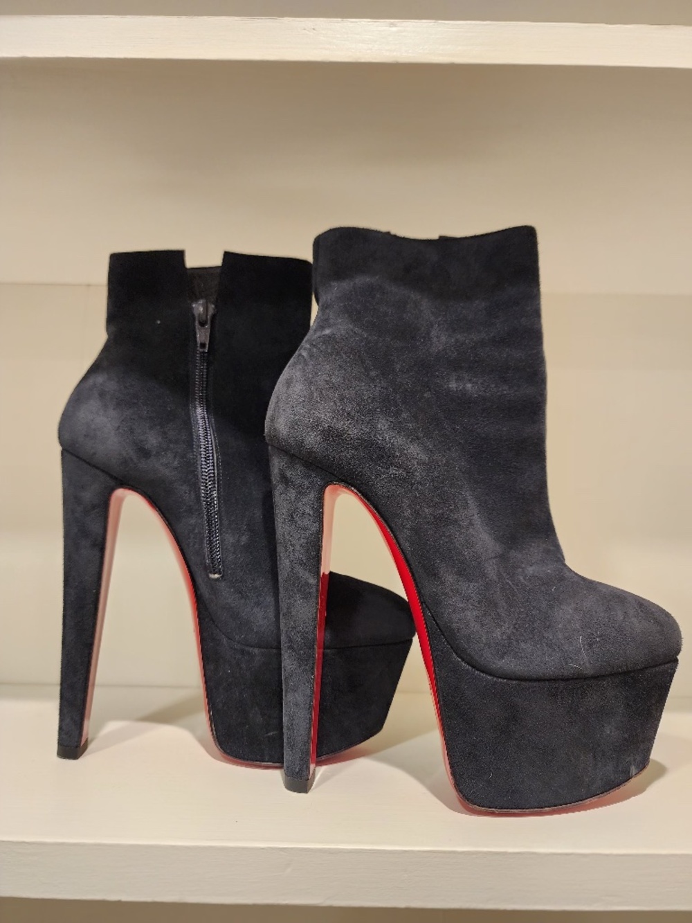 Christian Louboutin Fierce 160 Suede Boots